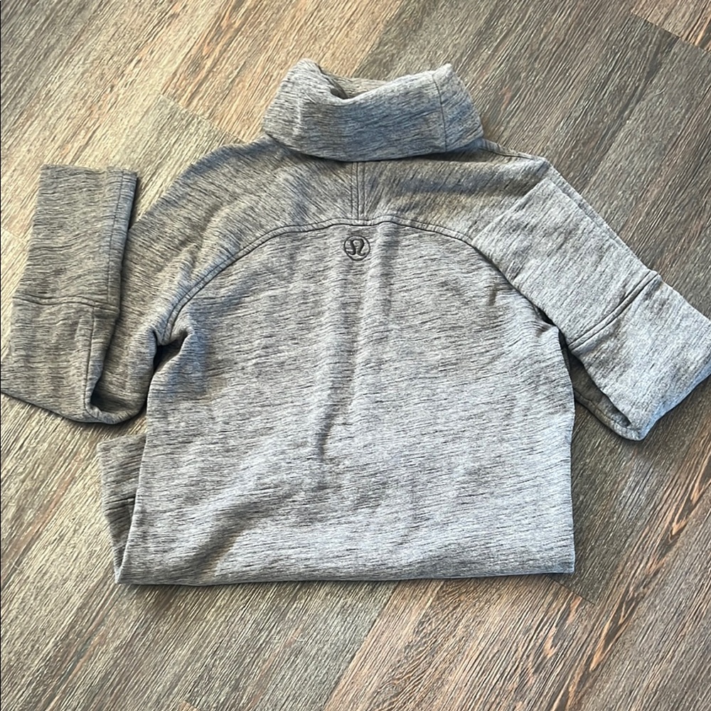 Lululemon Heather Gray Turtleneck with Relaxed Fit and Long Sleeves